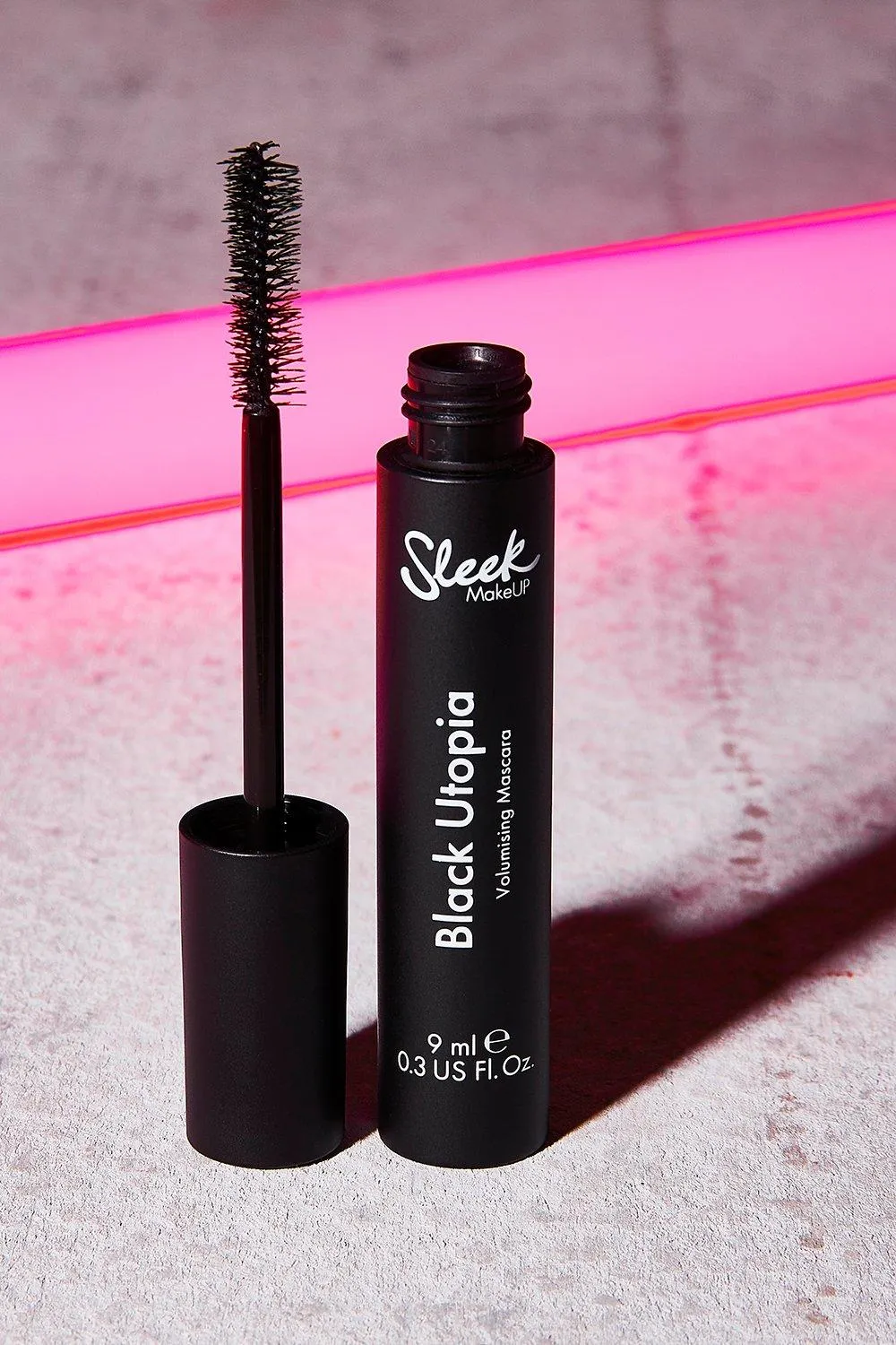 Sleek Black Utopia Volumizing Mascara 9Ml